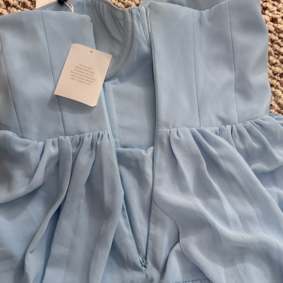 Lovers + Friends Hattie Gown - Picture 5 of 6